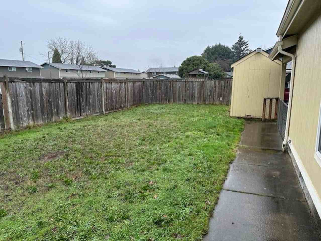 942 S 10th St - Photo 3 of 16