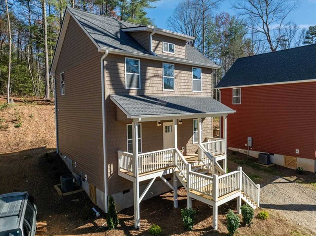131 Owenby Ln - Photo 7 of 43