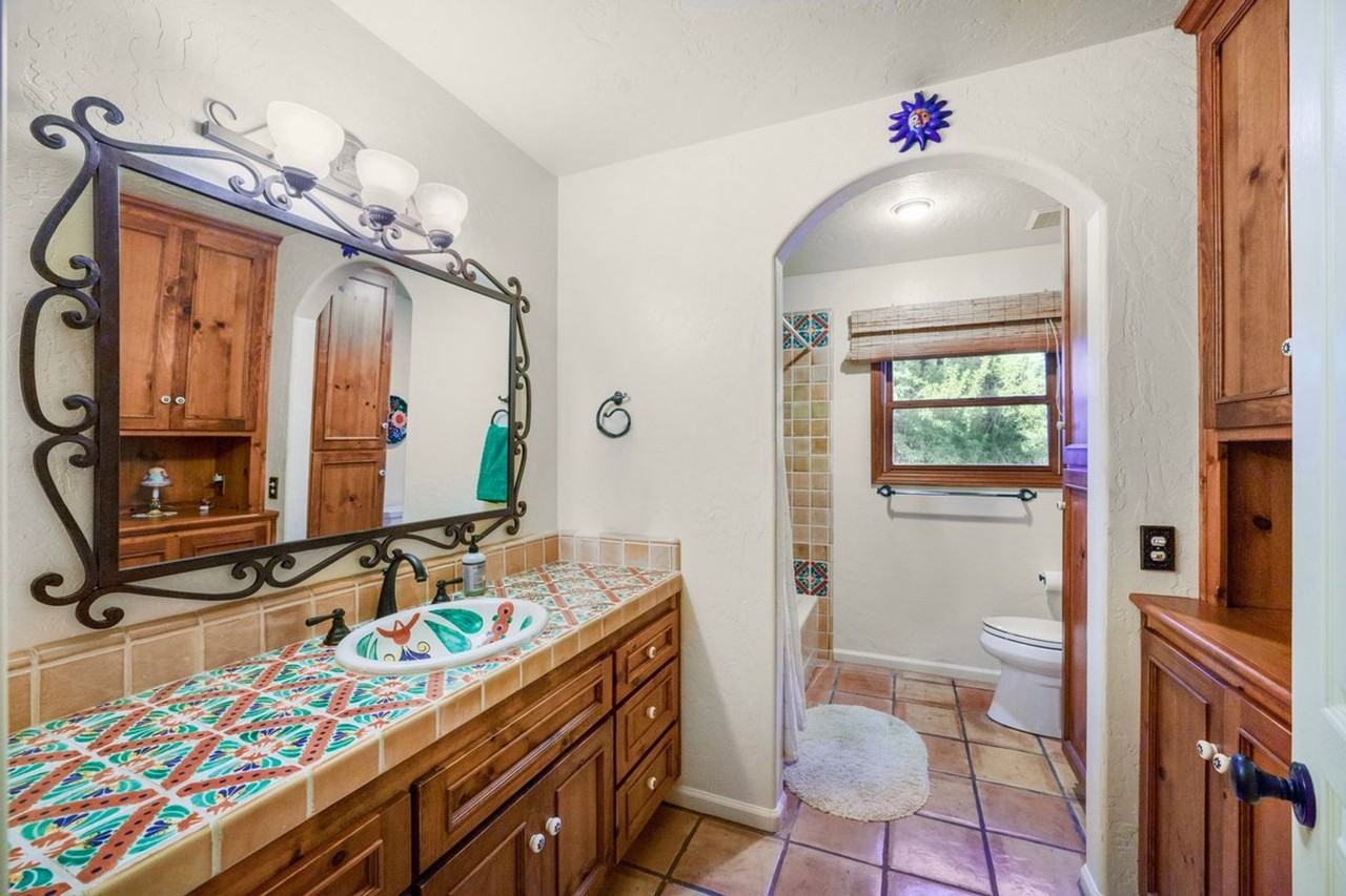 2245 Jonata St - Photo 2 of 14