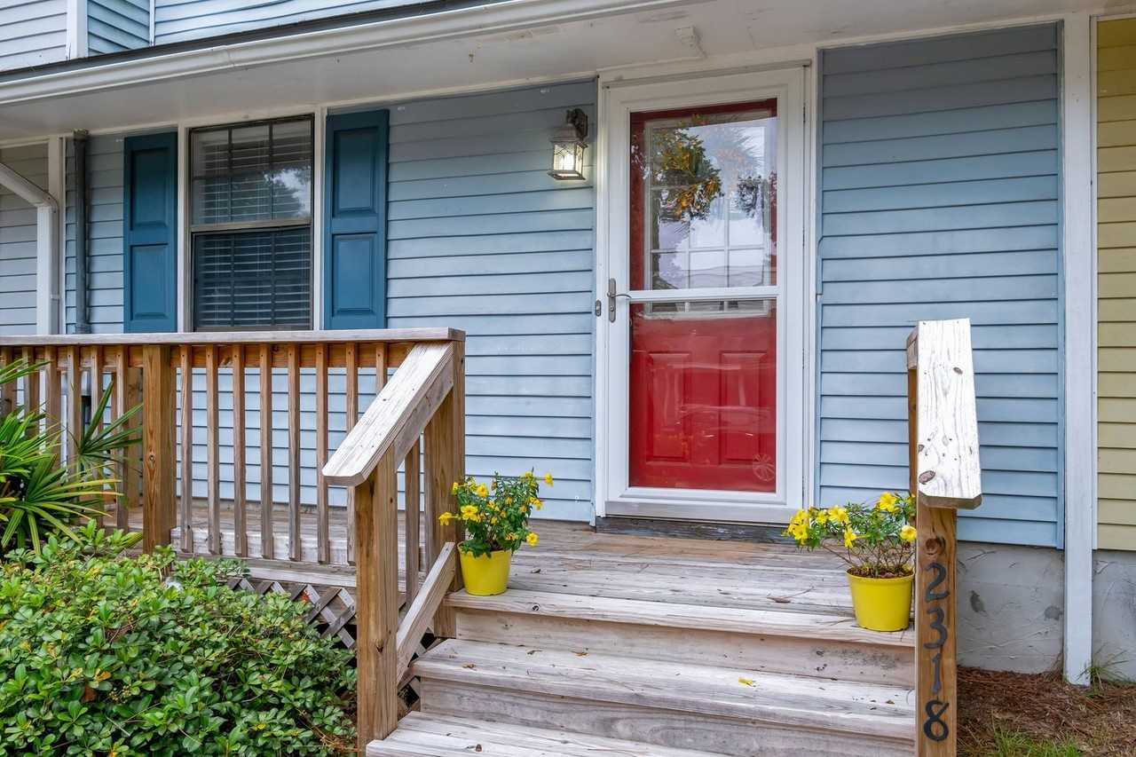2318 Merrigan Pl - Photo 2 of 12
