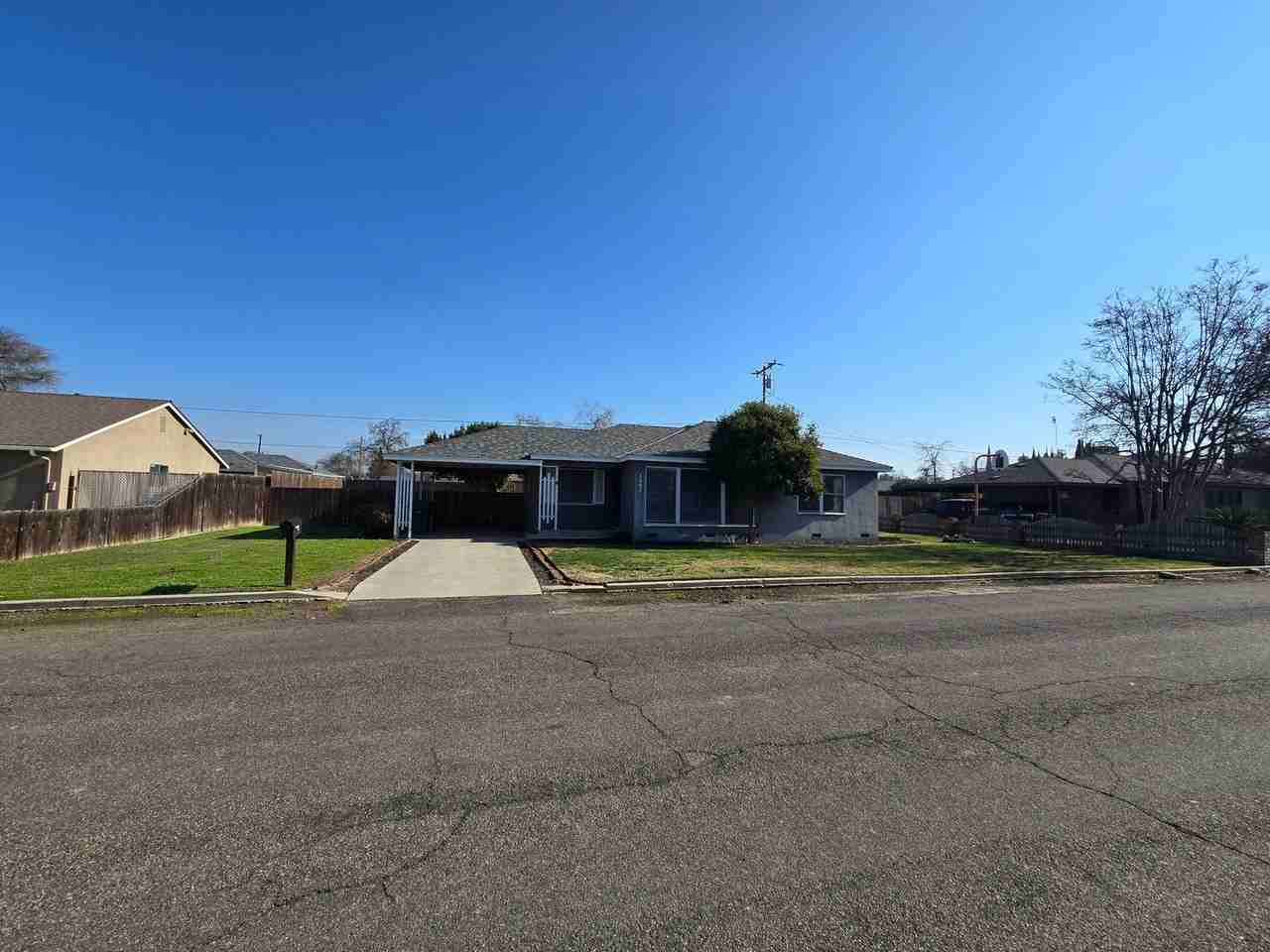 1851 Peralta Way - Photo 2 of 13