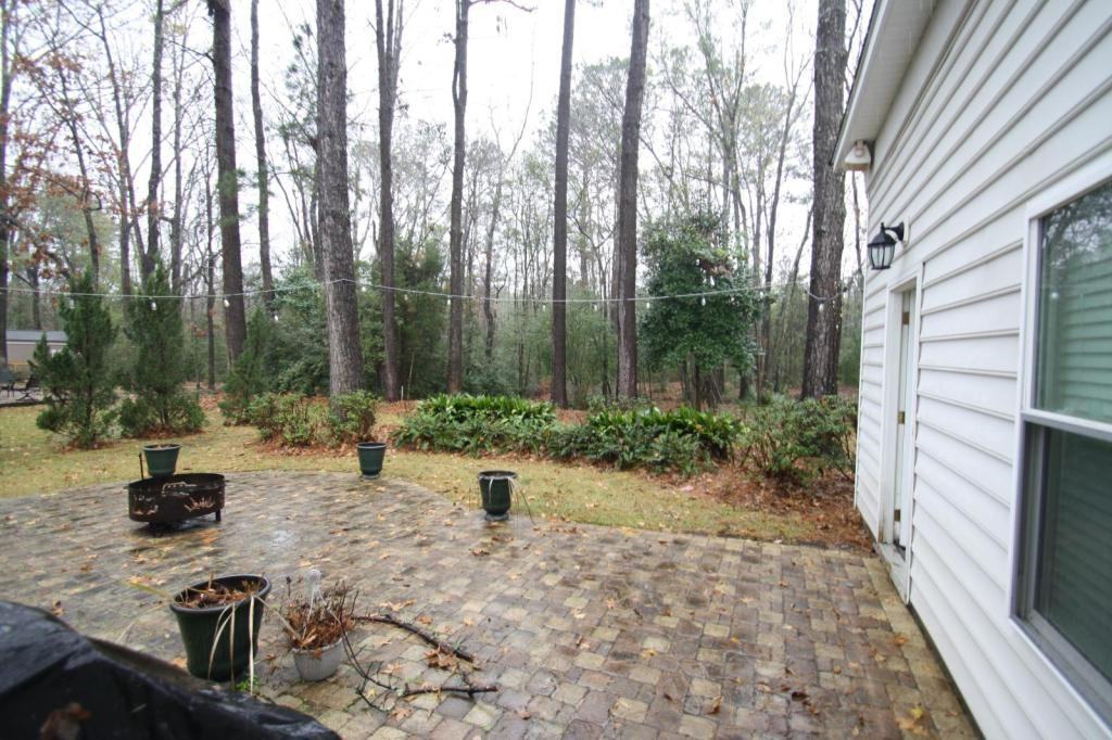 1879 Oleander Ct - Photo 5 of 41
