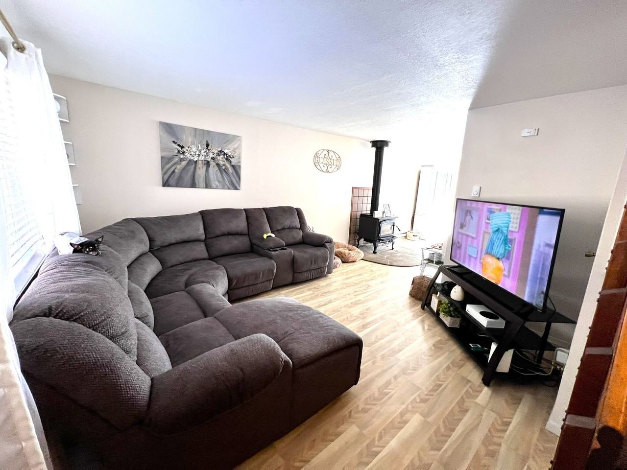 3303 Riverside Dr #1 - Photo 3 of 13