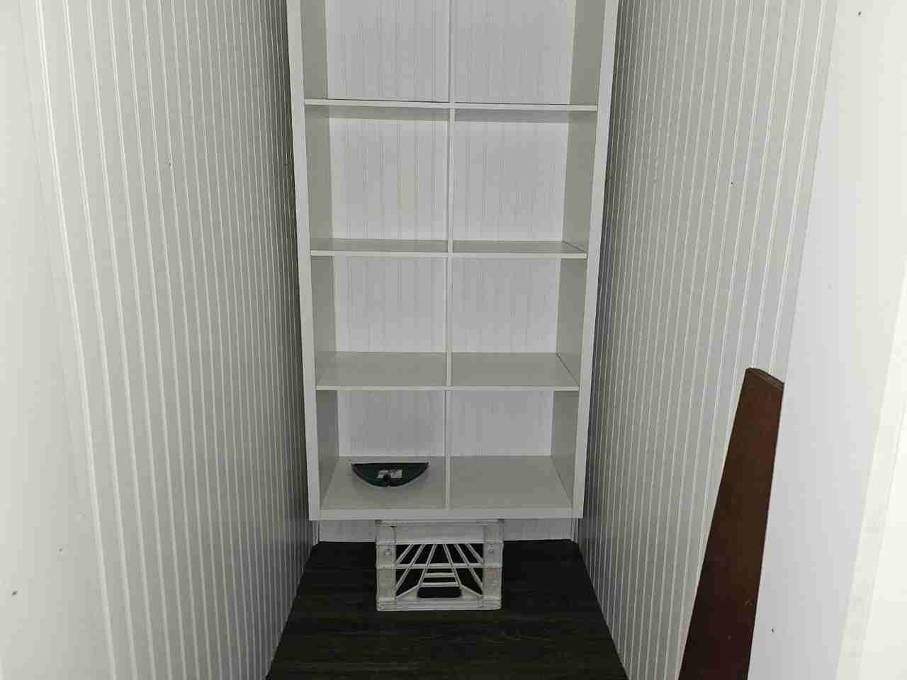 313 1/2 E 9th St - Photo 5 of 20