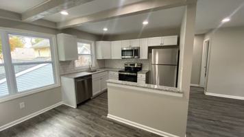 featured image of 1101 S Main St