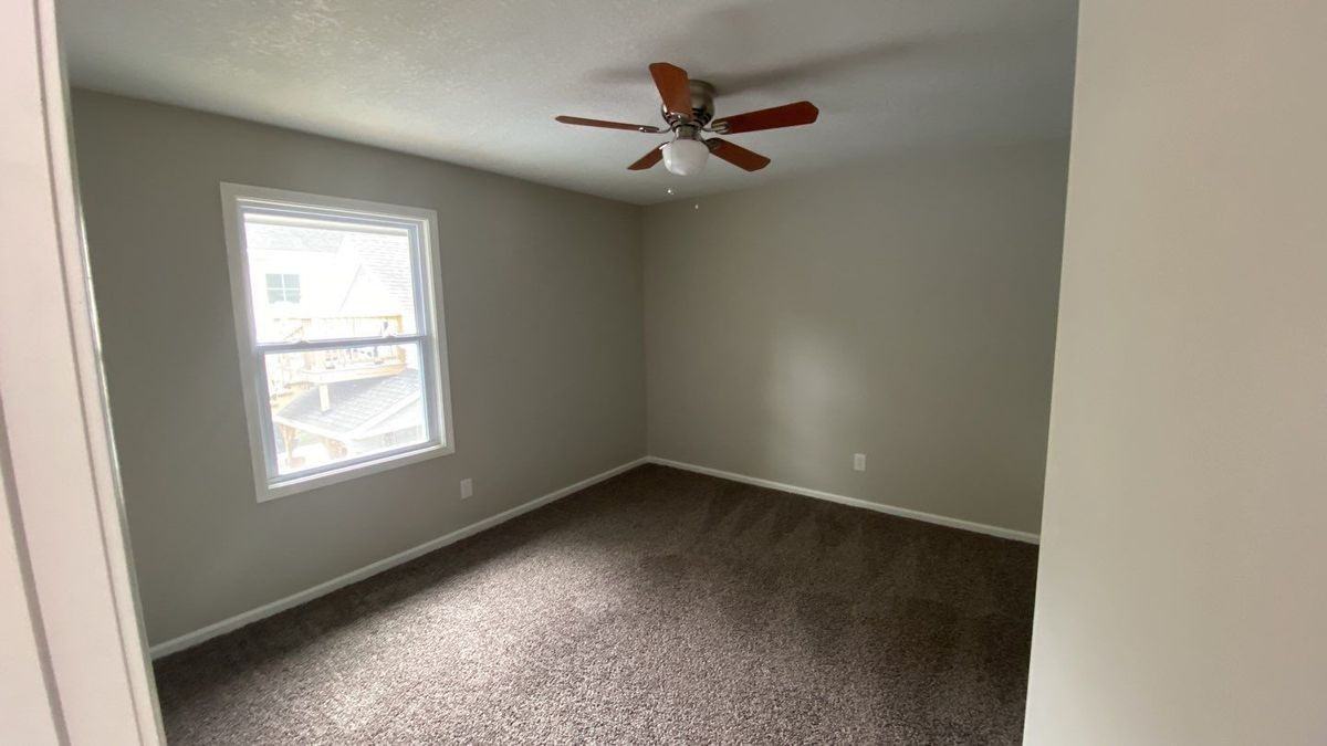 1101 S Main St - Photo 5 of 10
