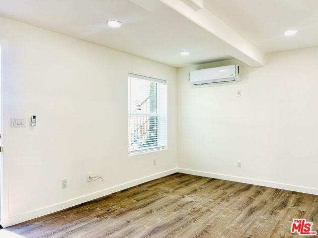 604 E Chevy Chase Dr #1-4 - Photo 3 of 16