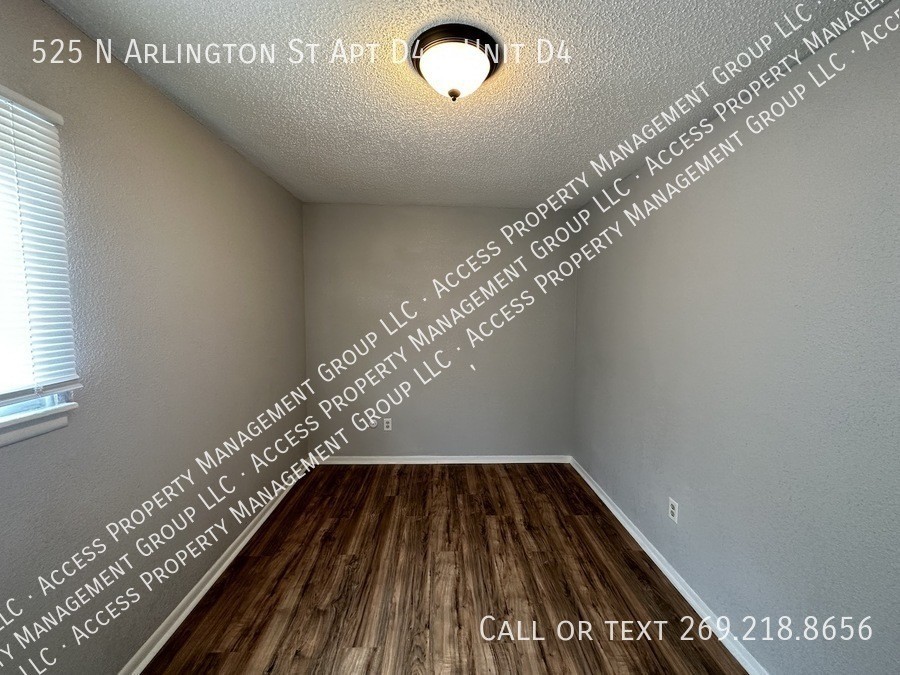 525 N Arlington St Apt D4 #D4 - Photo 2 of 12