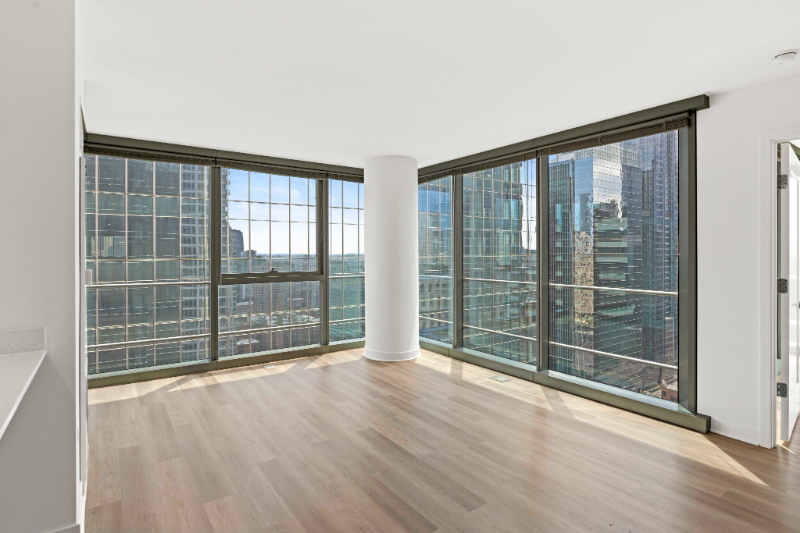 325 W Wolf Point Plz #2305 - Photo 5 of 21