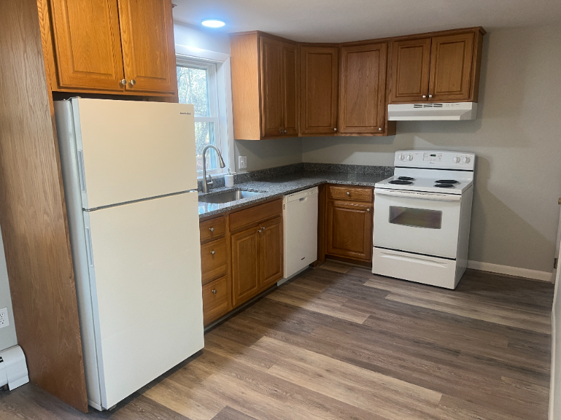 121 North Rd - Photo 2 of 10