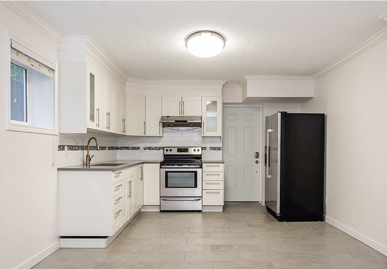 3167 Dunkirk Avenue - Photo 2 of 5