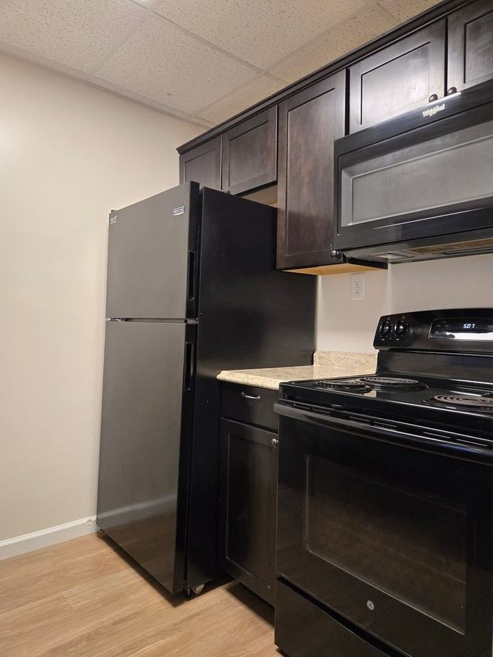 332 Old Gray Station Rd #7 - Photo 5 of 11