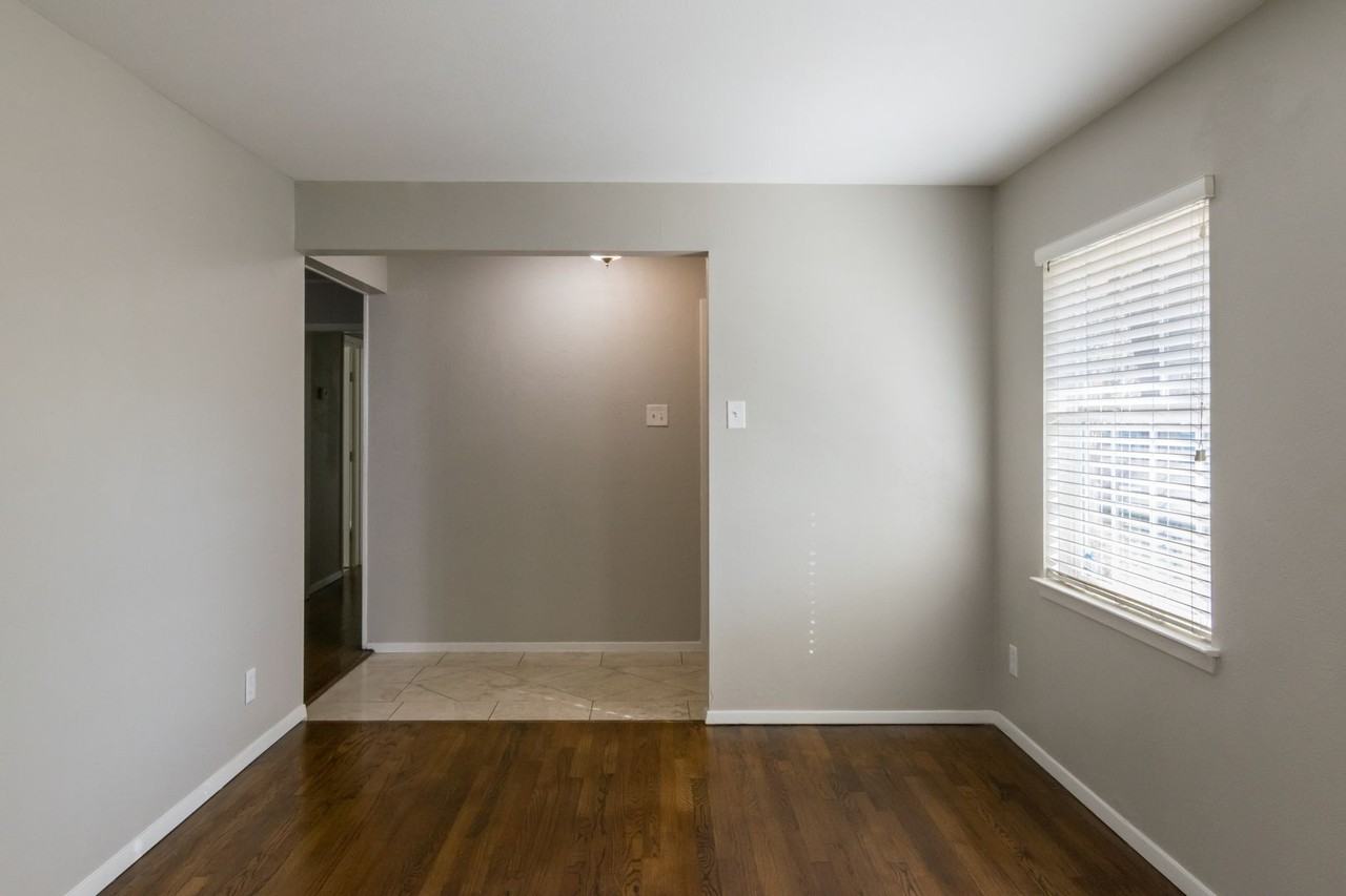 4225 Hillsdale Ln - Photo 5 of 27