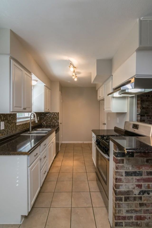 4225 Hillsdale Ln - Photo 7 of 27