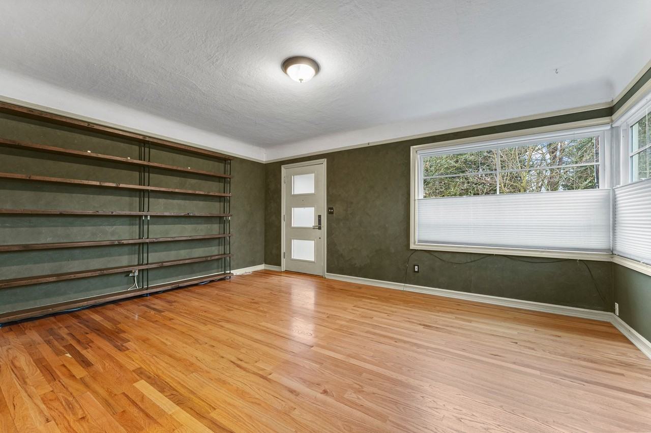 7127 N Westanna Ave - Photo 2 of 34