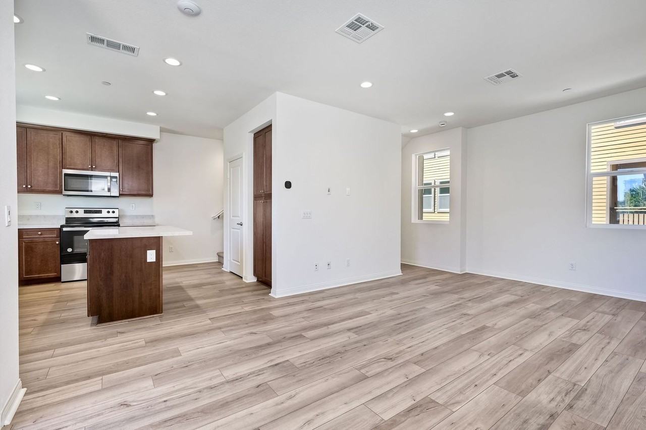 295 Mission Villas Rd #3 - Photo 5 of 17