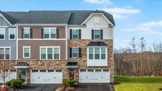 146 Curtis Ct - Photo 1 of 1