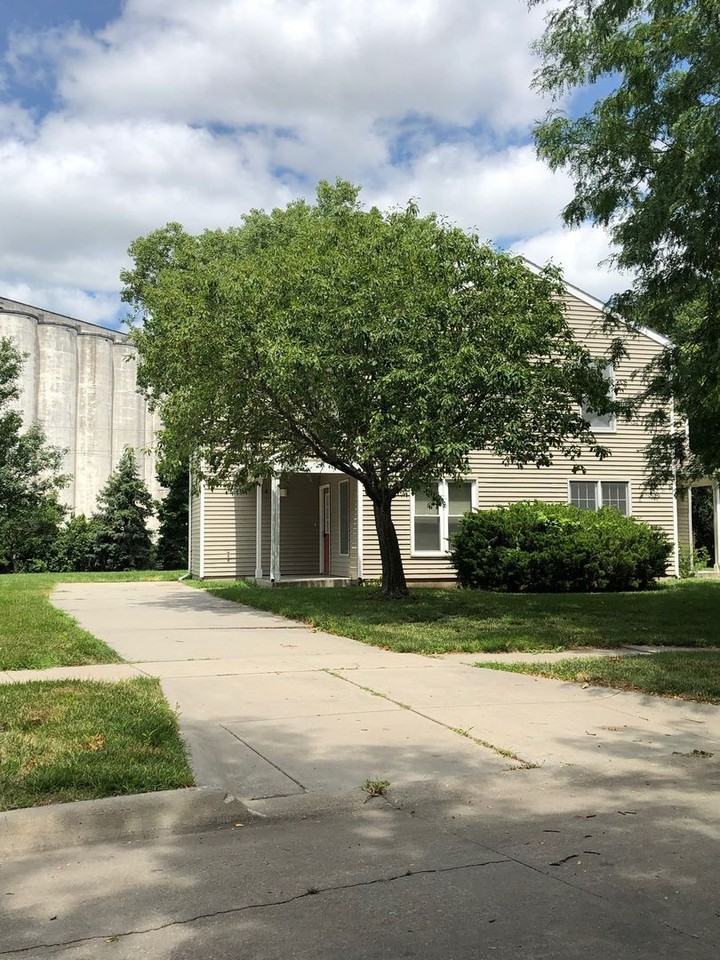 1843 Whittier St - Photo 3 of 14