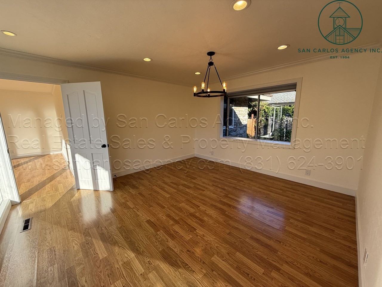 7042 Valley Greens Cir - Photo 7 of 31