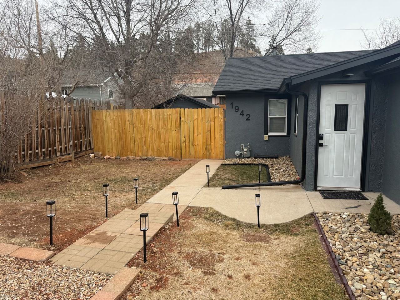 1942 Red Dale Dr - Photo 2 of 22