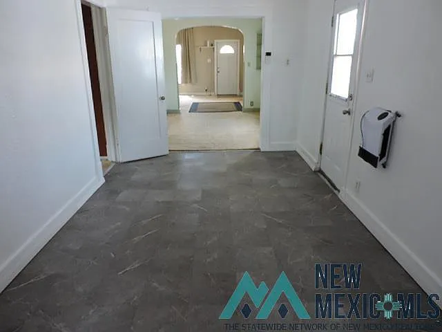 315 Pine St #NA - Photo 3 of 9