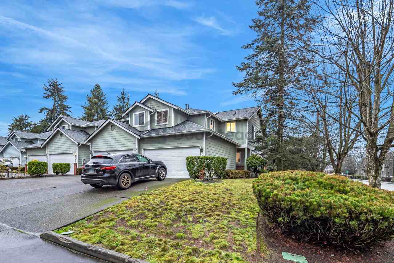 625 101st Pl Se #D - Photo 2 of 40