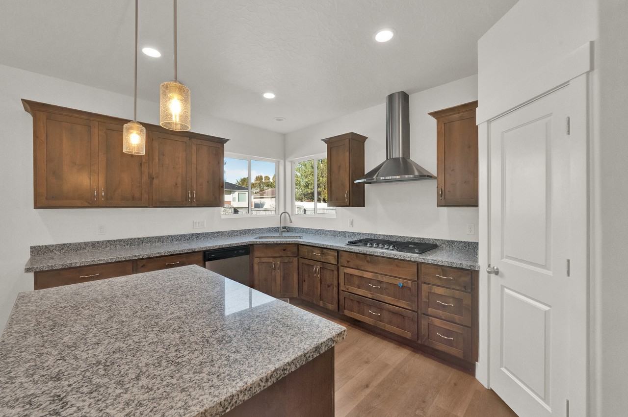 9508 S Ahlberg Pl #NA - Photo 5 of 36