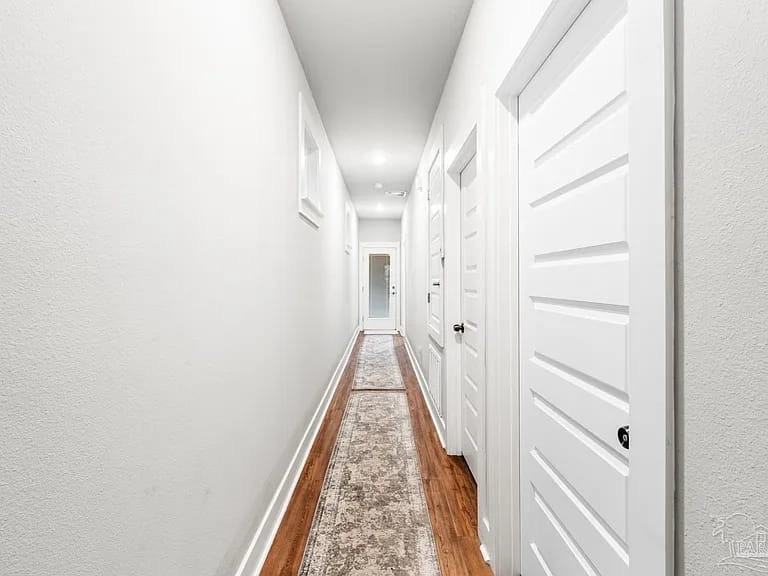 1010 N D St #NA - Photo 3 of 23