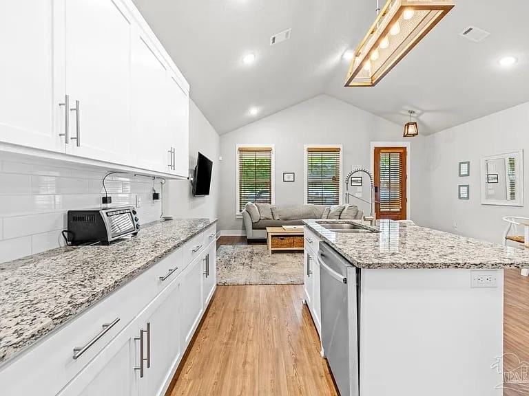 1010 N D St #NA - Photo 5 of 23