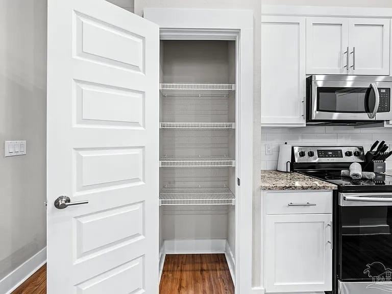 1010 N D St #NA - Photo 6 of 23