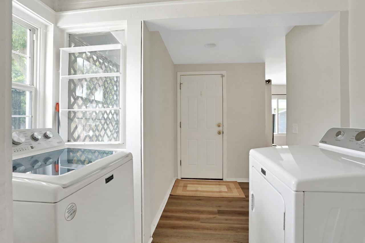 4318 Lexington Ave #NA - Photo 6 of 38