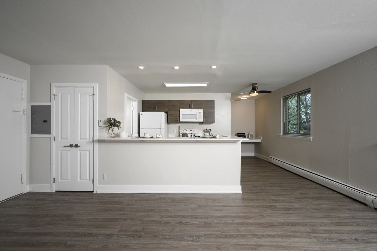 265 Flats - Photo 2 of 17