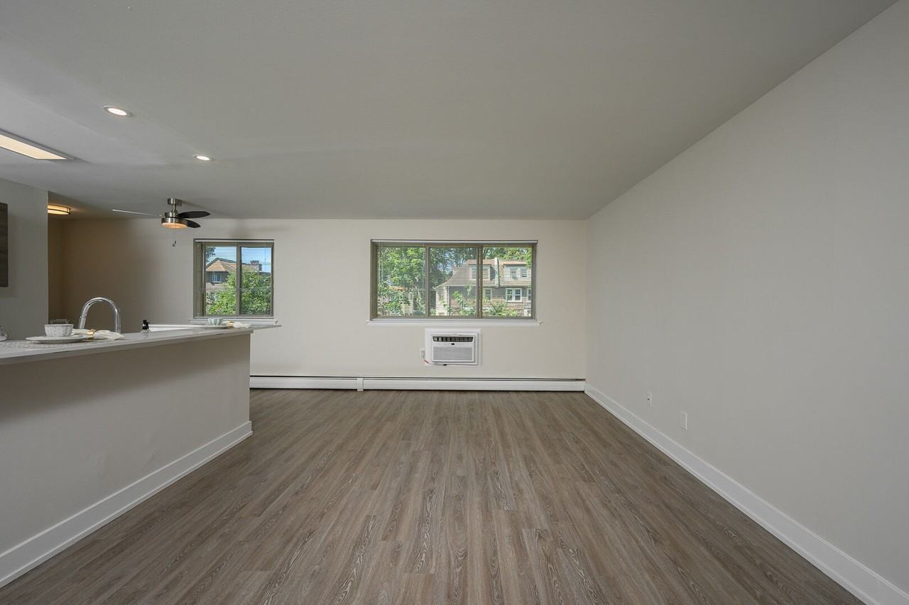 265 Flats - Photo 7 of 17