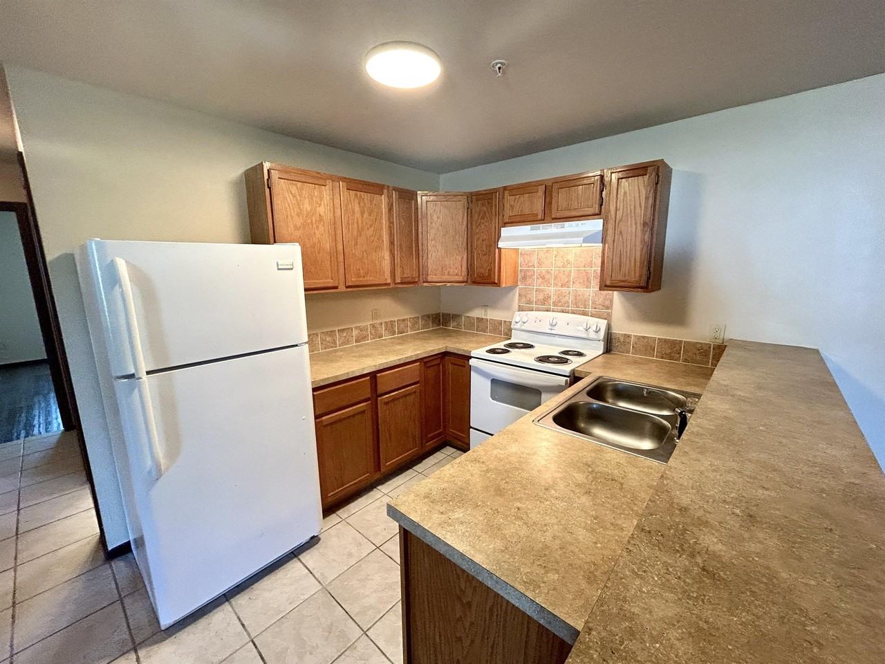 2315 Southwest H Avenue - Photo 2 of 12