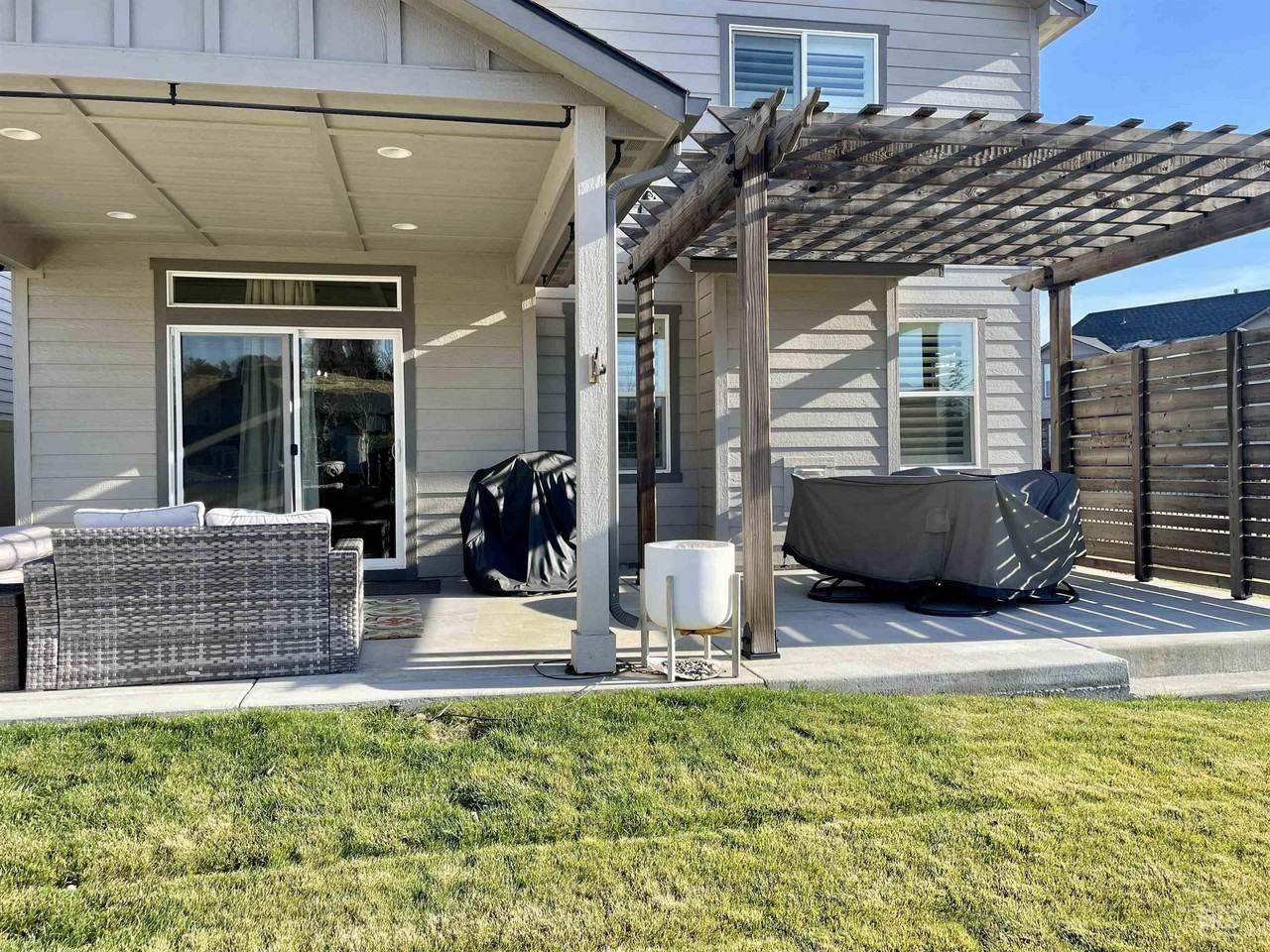 55 North Caracaras Way - Photo 2 of 22