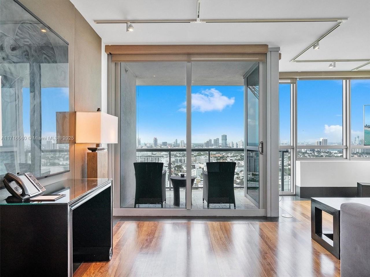 101 20th St #3302 - Photo 5 of 48