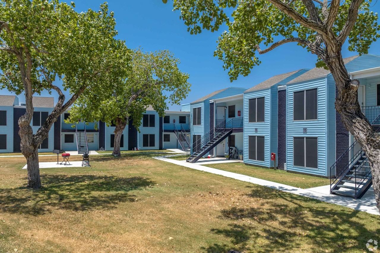 The LUX Seaside - Photo 5 of 50