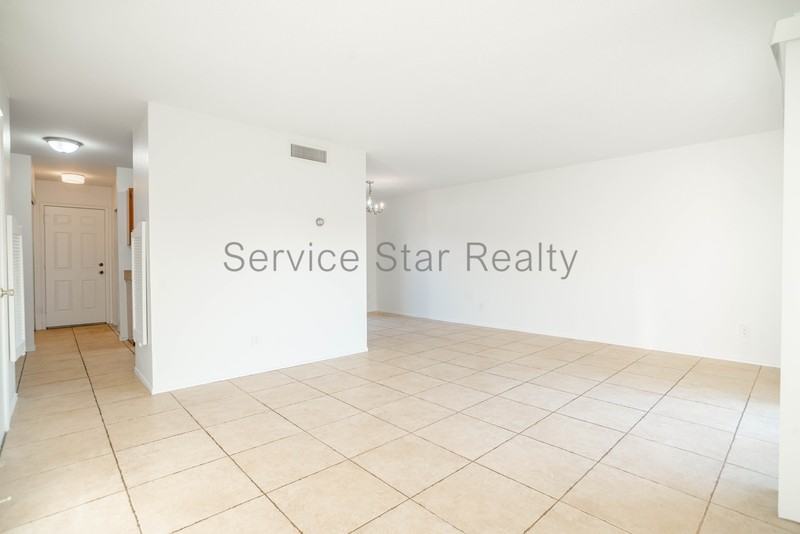 1624 W Village Way - Photo 3 of 30