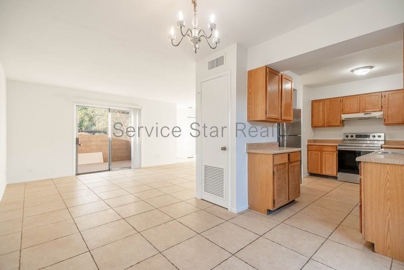 1624 W Village Way - Photo 6 of 30