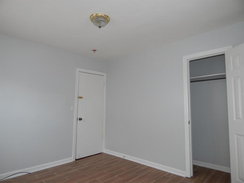 1019B 1019 #16 - Photo 5 of 10