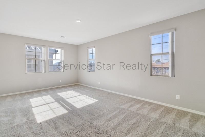 17214 N 9th Pl - Photo 7 of 22