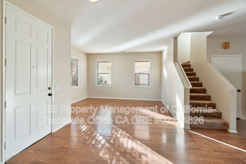 10274 Icefield Ct - Photo 3 of 24