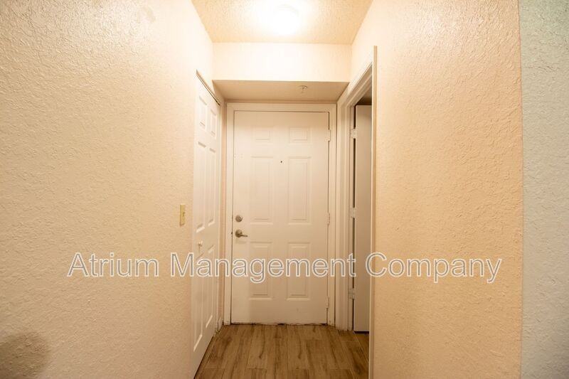 820 Camargo Way #105 - Photo 3 of 40