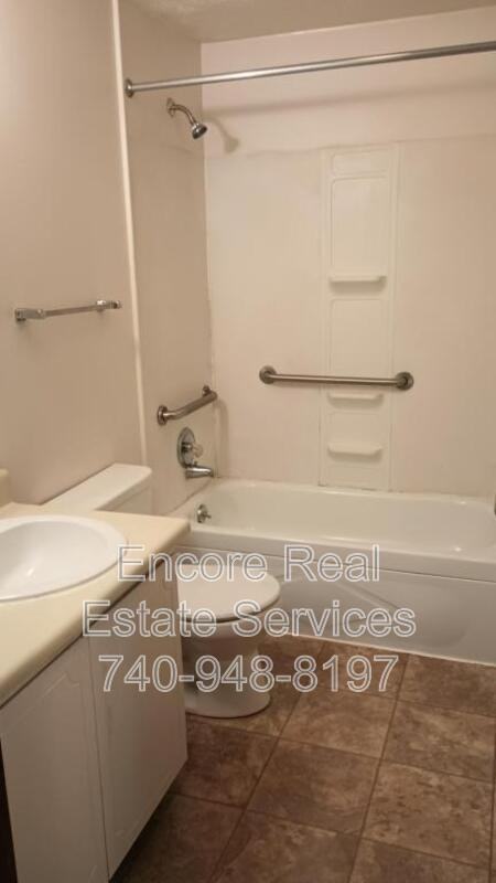 885 N 21st St - Photo 3 of 6