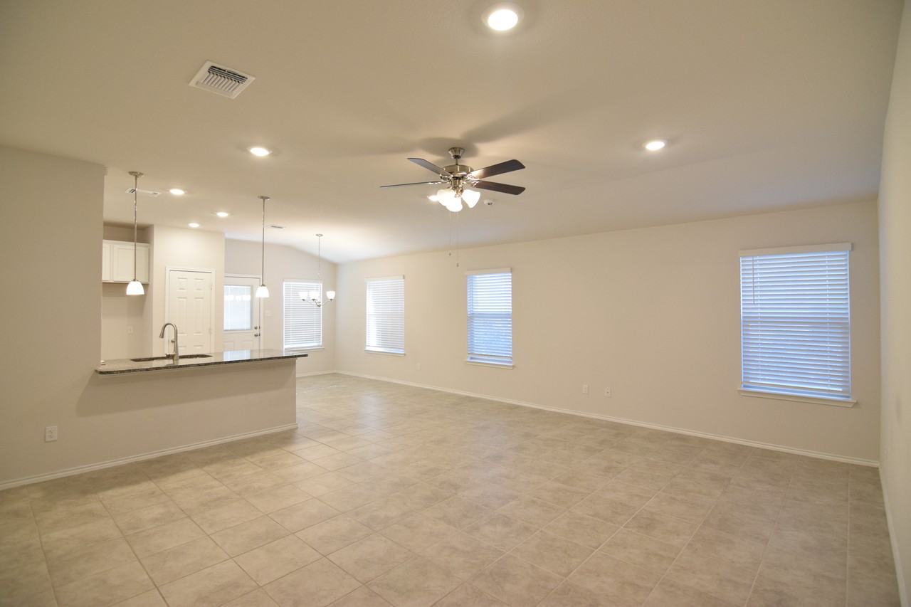 311 Chapel Knoll Rd - Photo 6 of 18