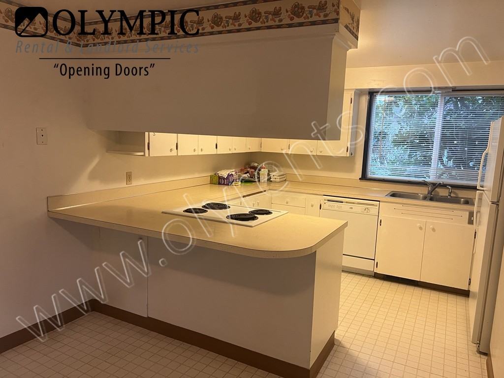 1013 North St Se - Photo 7 of 16