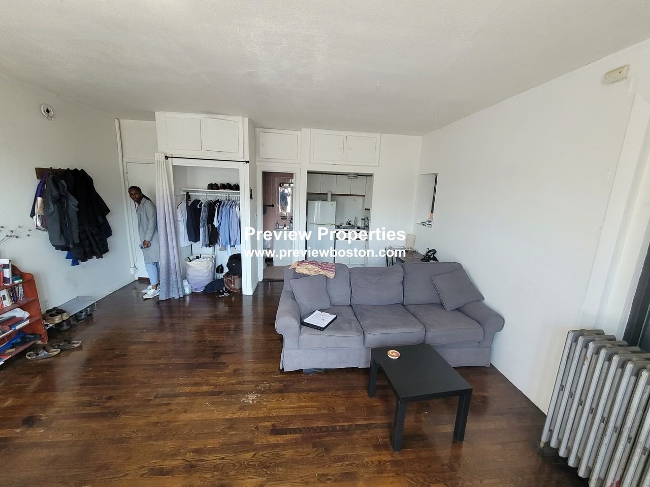 Brighton Ave #18P - Photo 3 of 5