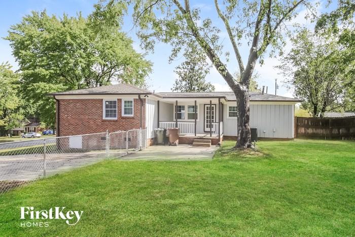 2508 Cherbonne Dr - Photo 2 of 15