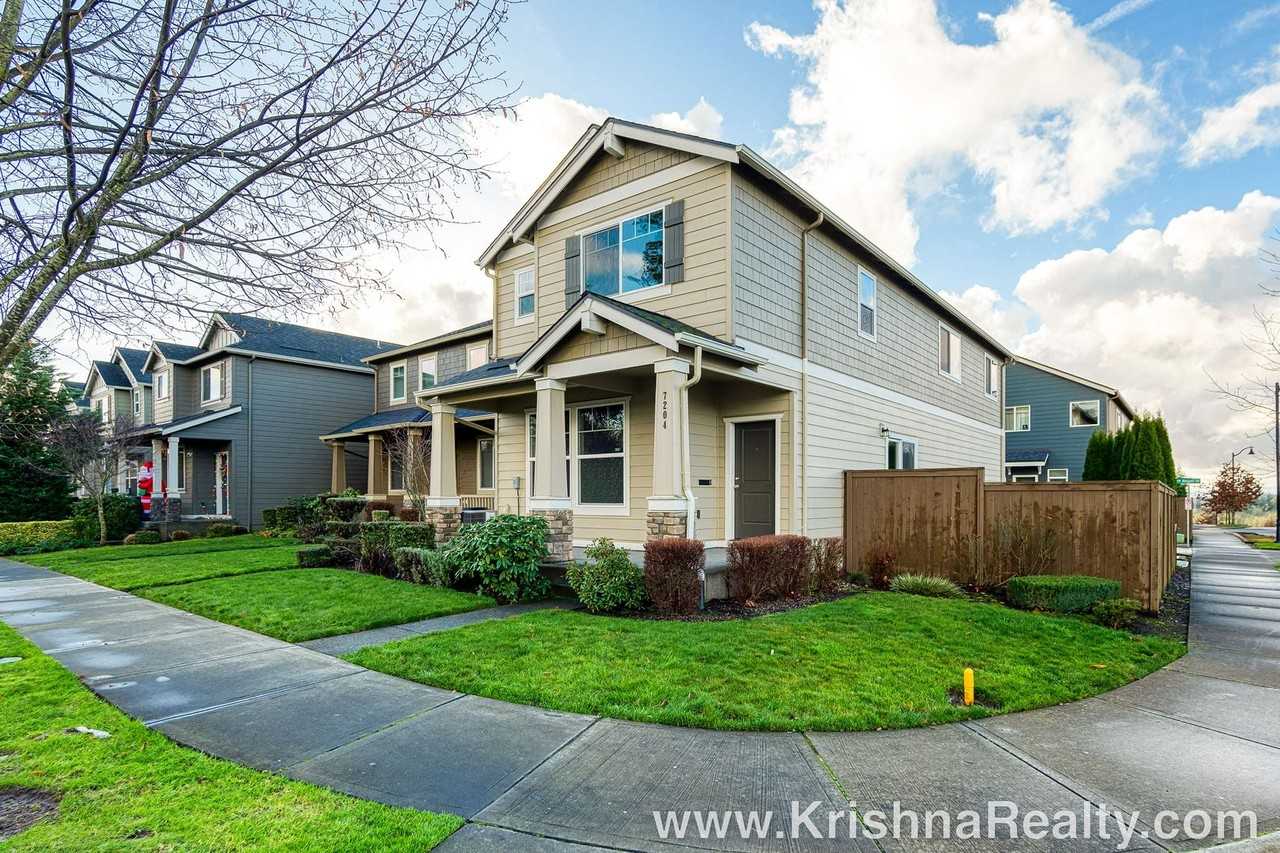 7204 Northwest Abigail Terrace - Photo 2 of 25