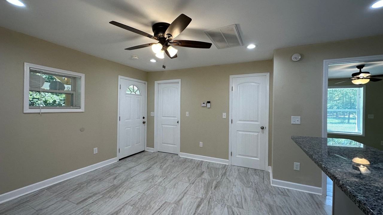 1006 1006 S Welcome Road - 1006 S Welcome #B - Photo 7 of 24